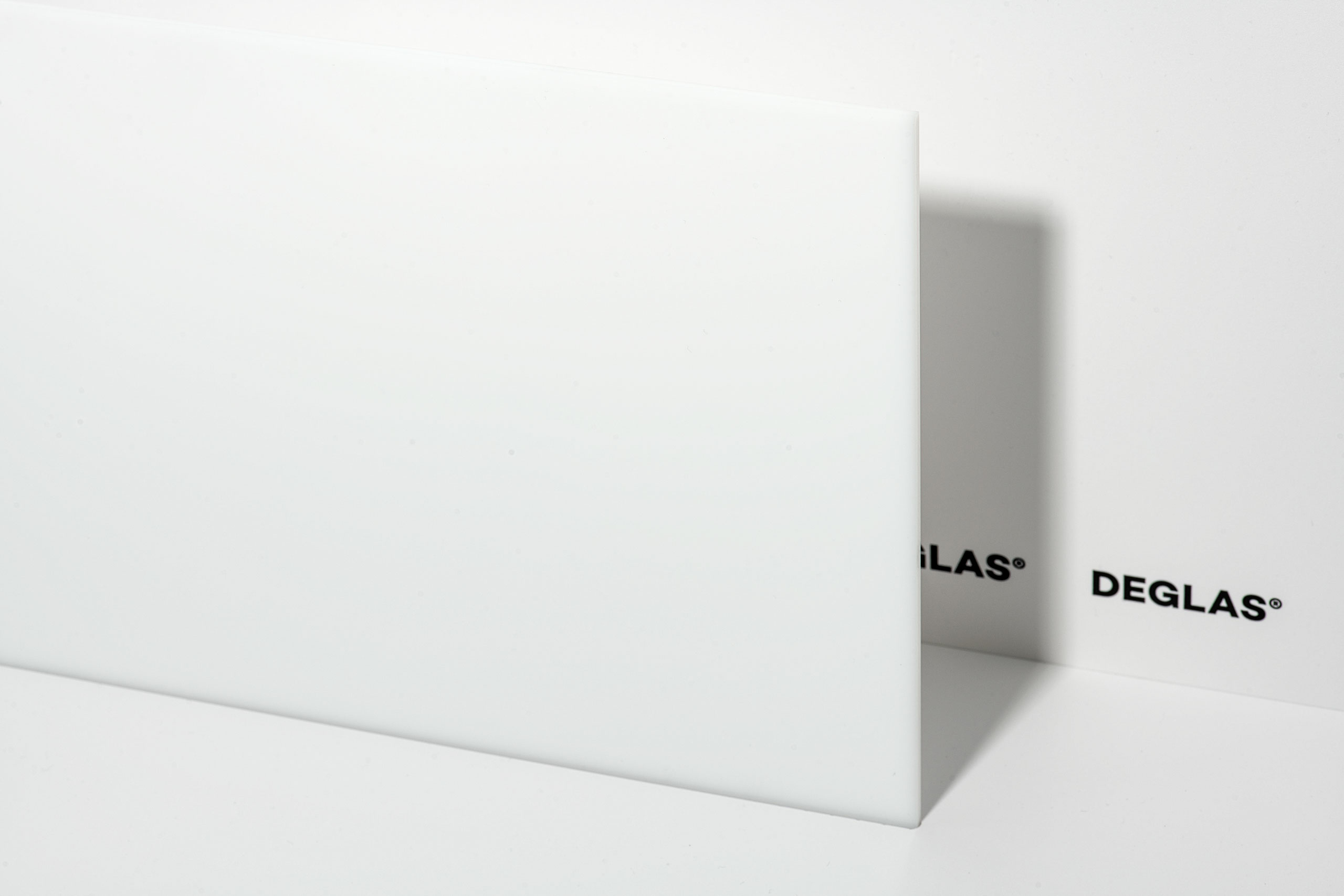 DEGLAS® XT Platte weiss 70107 (WN071) 2050x1525x2mm - halbe Großformat -